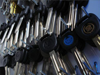 特殊キー専門機器類完備